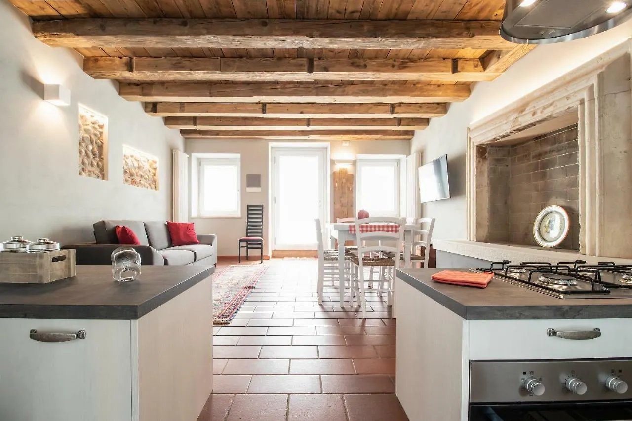 Bossema Luxury Countryhouse Cavaion Veronese Ferienhaus