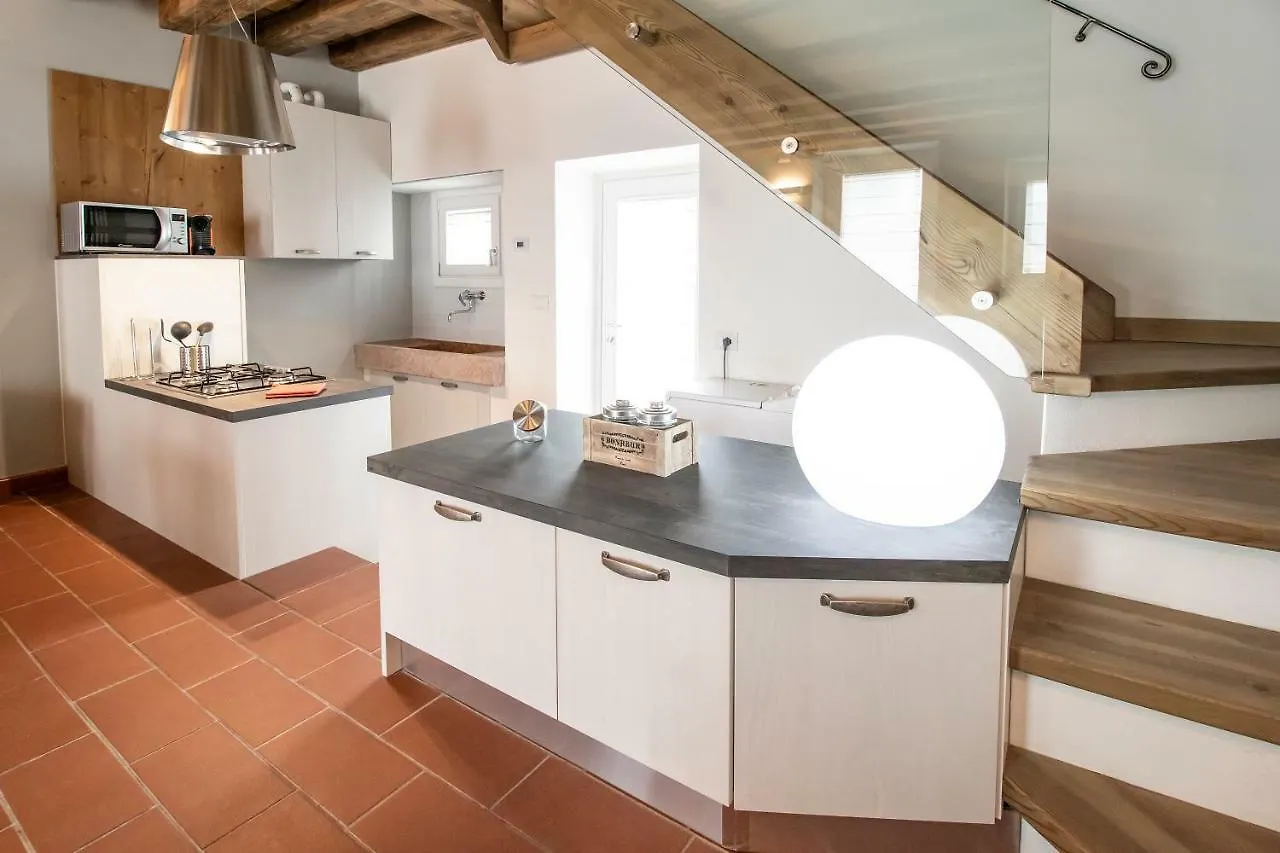 Bossema Luxury Countryhouse Cavaion Veronese Ferienhaus